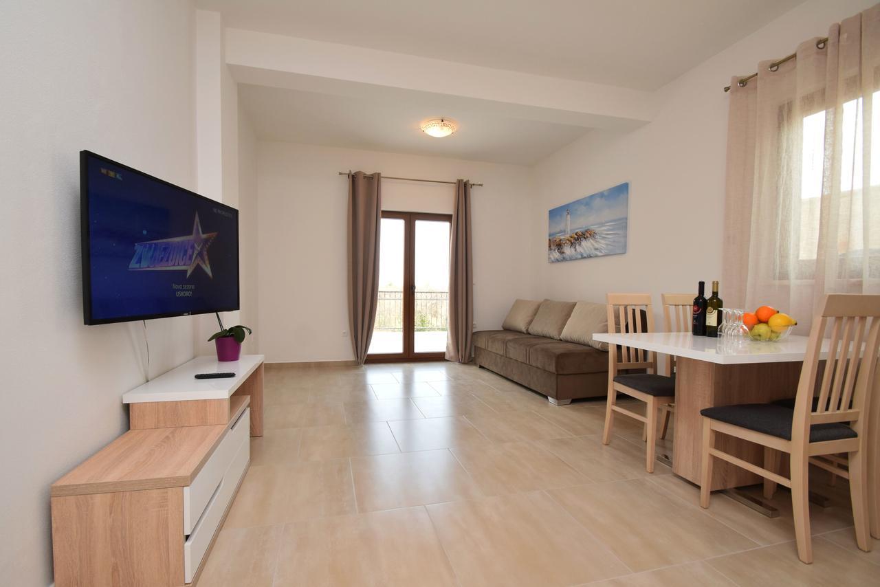 Apartments Paklenica Starigrad Paklenica Eksteriør bilde