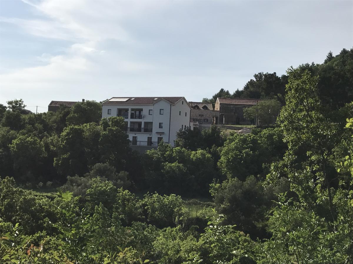 Apartments Paklenica Starigrad Paklenica Eksteriør bilde